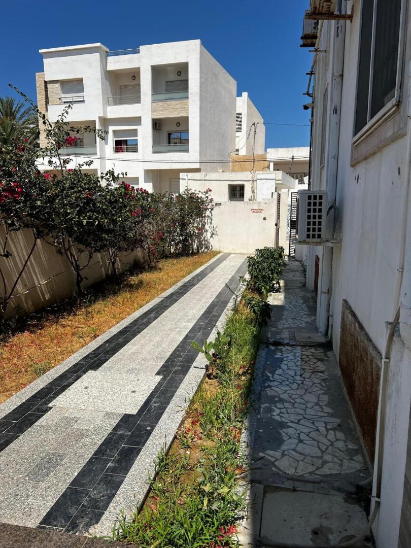 Spacious & Peaceful 2 Bedroom Apartment 200m from Beach Monastirの写真10