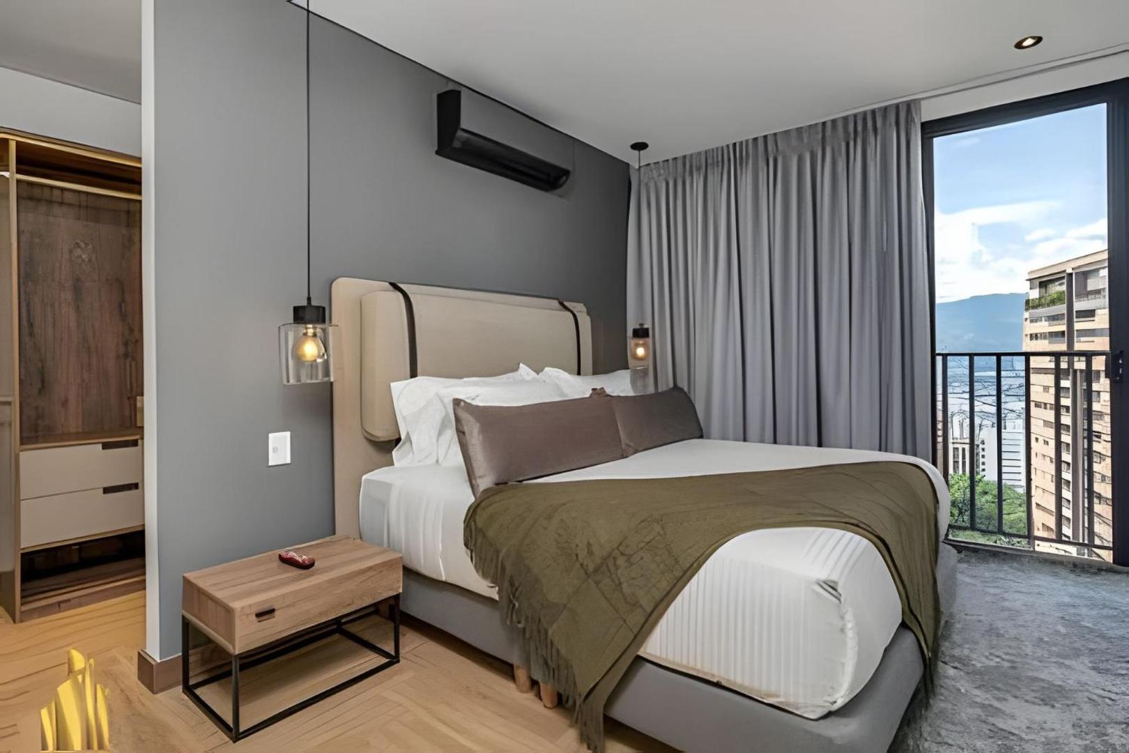 Φωτογραφία 2: Morph 1402 - Stylish apt in Poblado/AC/Jacuzzi