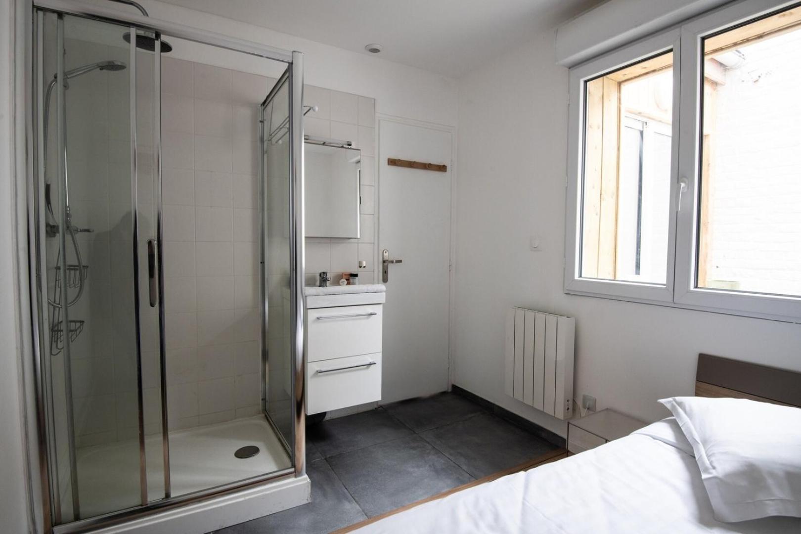 Foto 5: Small Functional & Quiet Apartment with courtyard