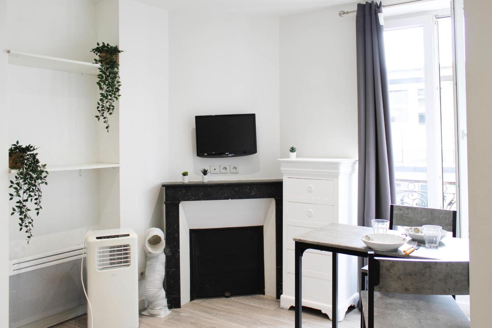 Foto 4: Nice studio with Wifi 10 min walk from Paris