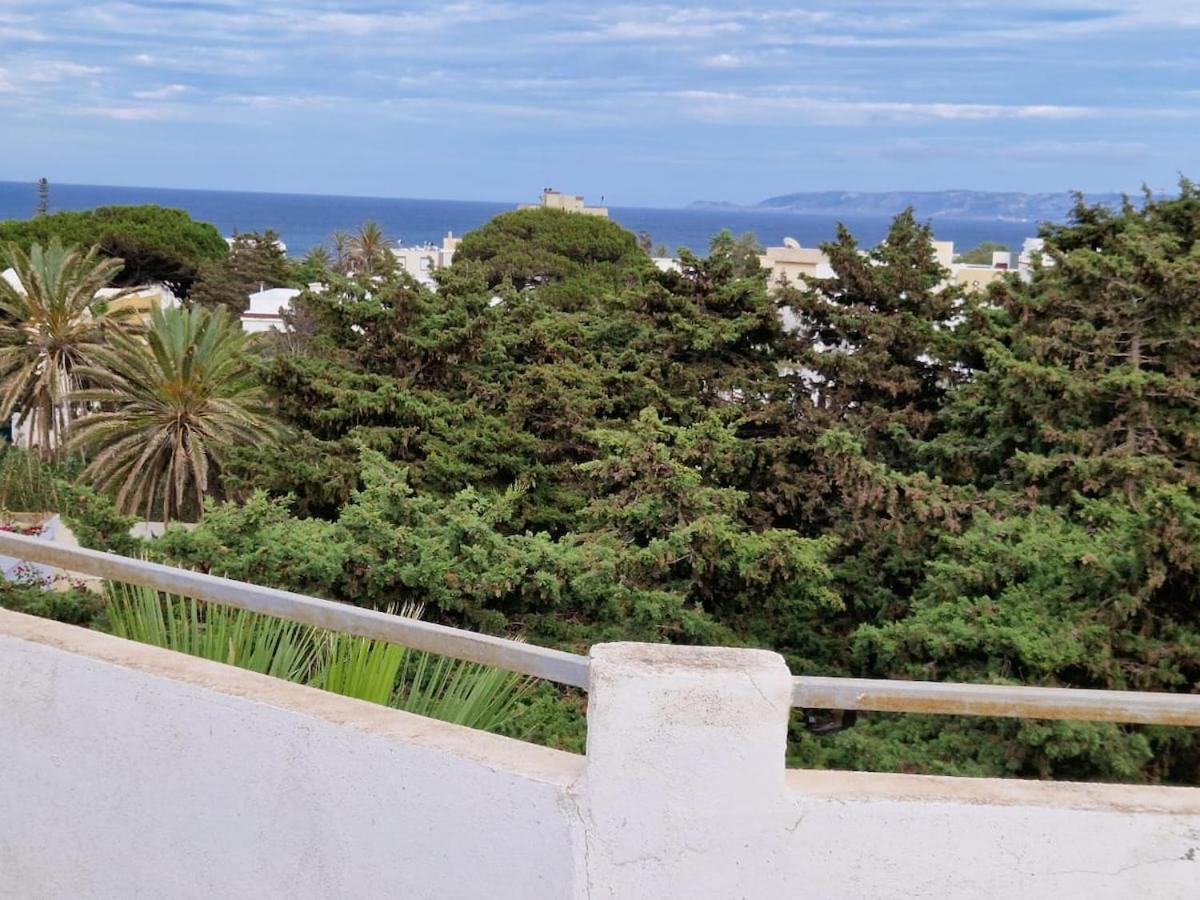 Fotografie 9: Studio with rooftop terrace, mountain and sea view