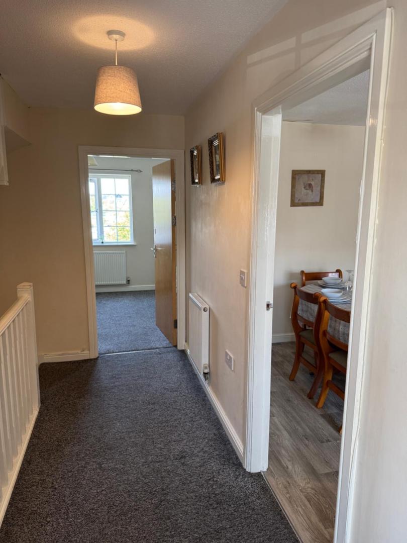 Φωτογραφία 4: 3 Floors, Sleeps 14, 3 Baths, View, Parking, Grimsby Cleethorpes Beach