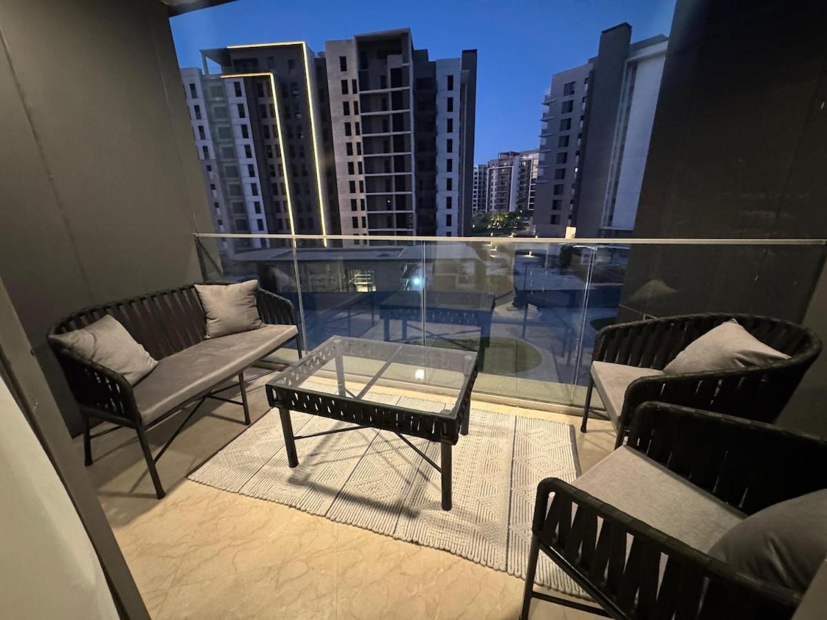 Φωτογραφία 3: Chic & Cozy Studio at ZED Towers in Sheikh Zayed