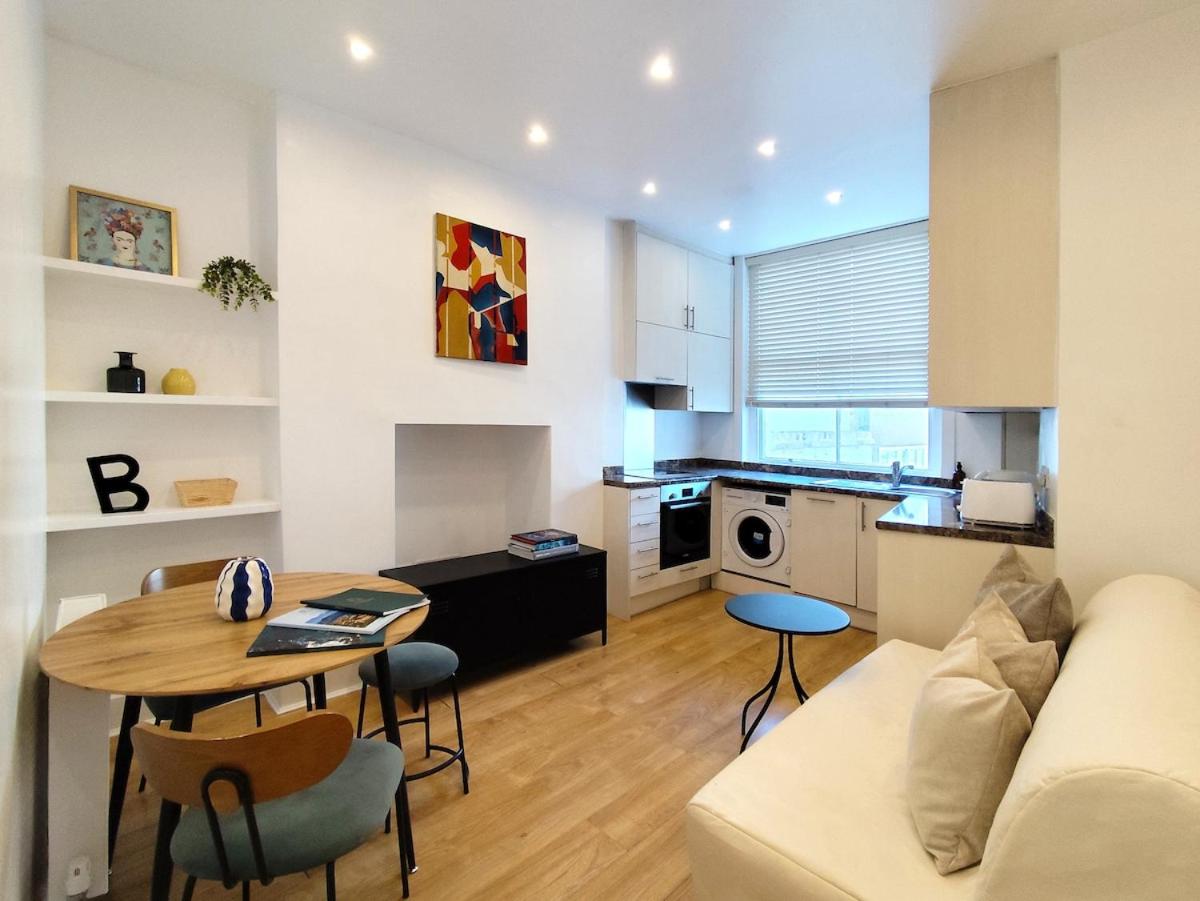 Foto 5: Flat A - Montagu St Residence