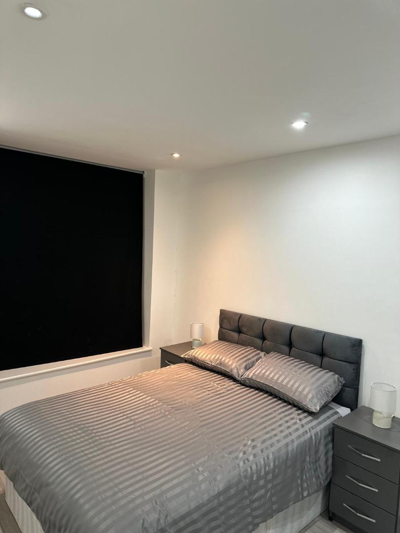 Photo 3 : Flat 2 - Epsom High Street