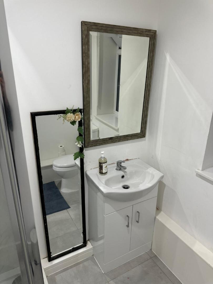 Photo 7 : Flat 2 - Epsom High Street