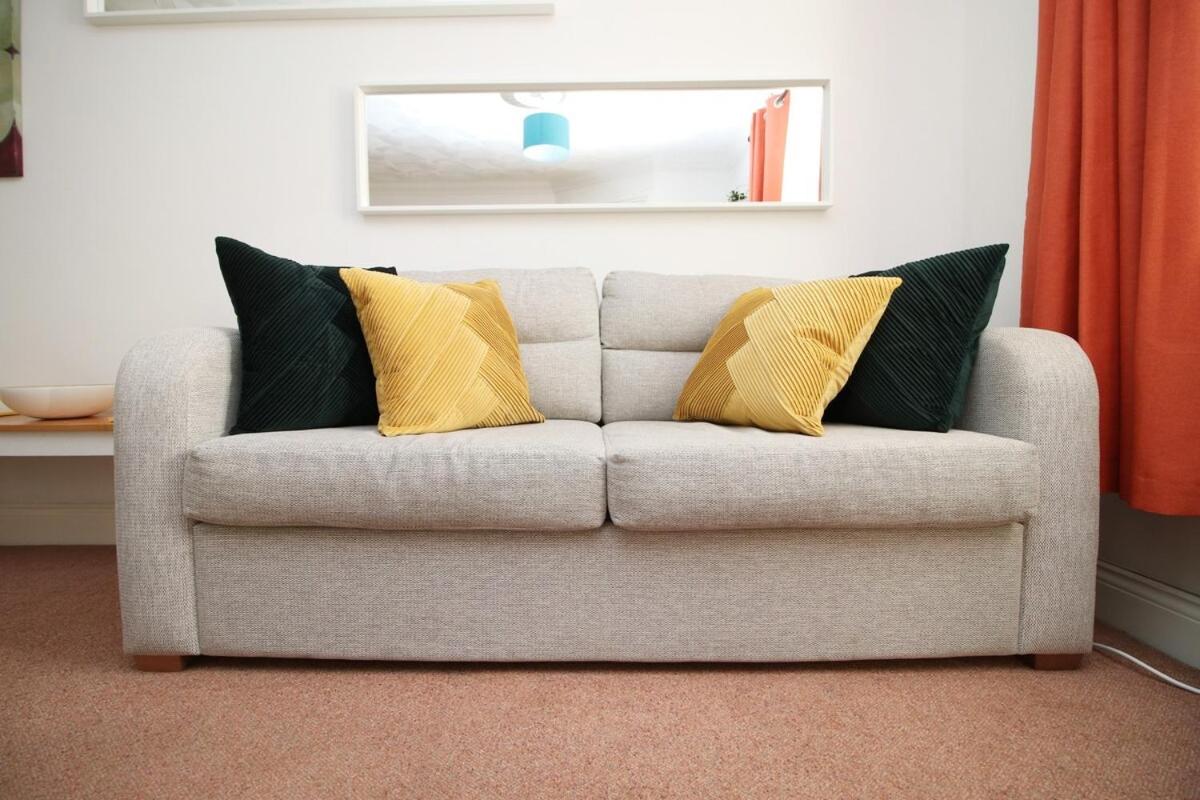 Foto 9: 3 Bed with Free Parking - Merriotts 1 by Tŷ SA