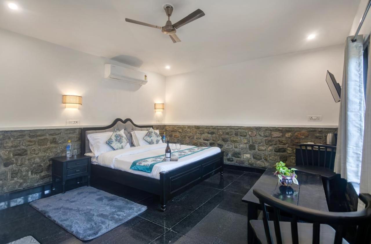 Foto 8: Jim & Holmes Resort & Luxury Residences in Jim Corbett National Park