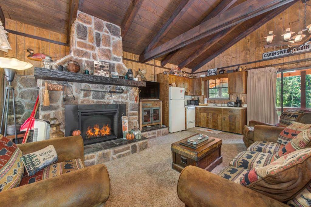 Foto 5: Rays Chalet - Unique and Cozy Riverfront Home