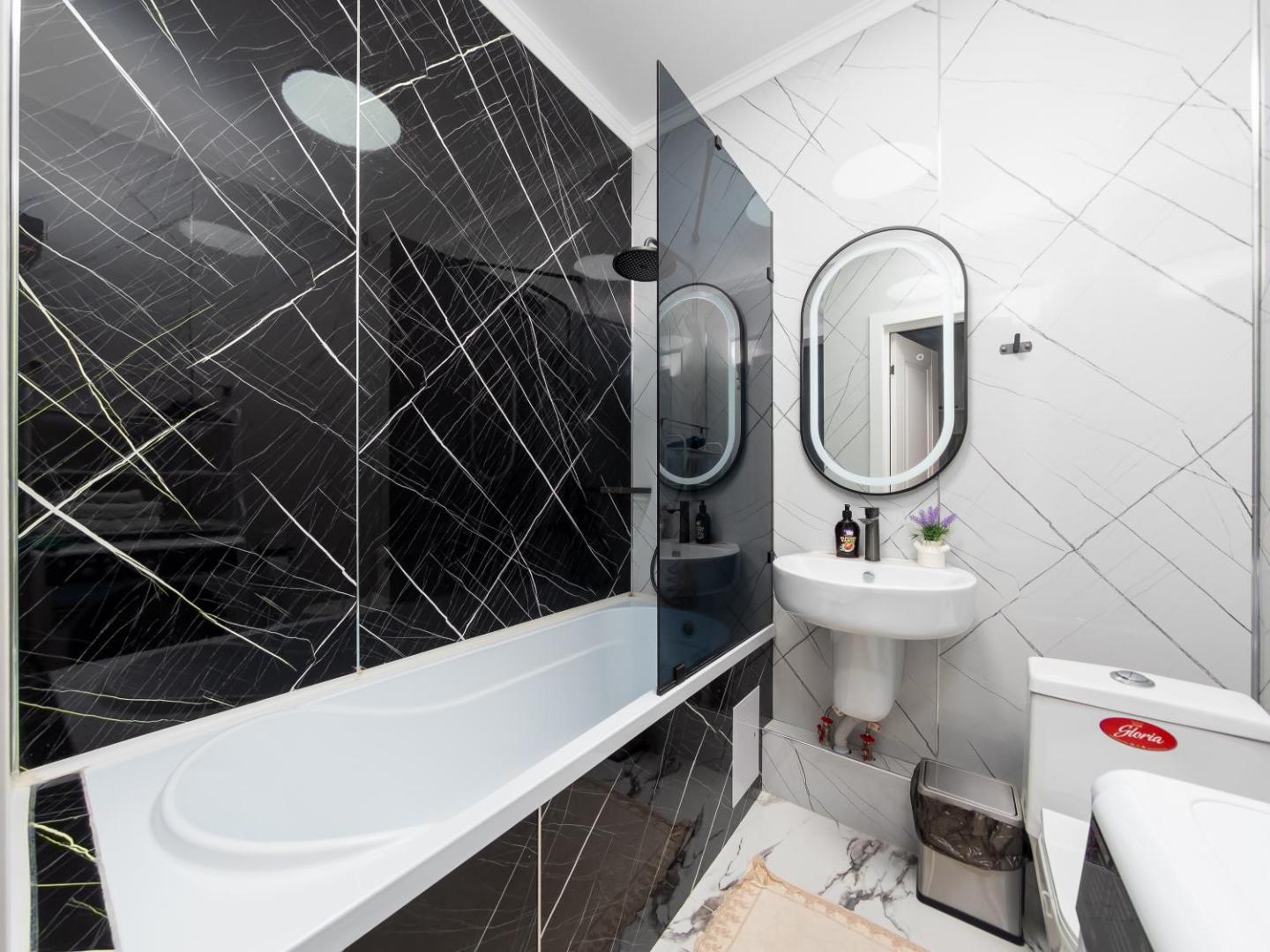 Billede 10: 2-комнатная квартира в Комфорт Сити с видом на горы