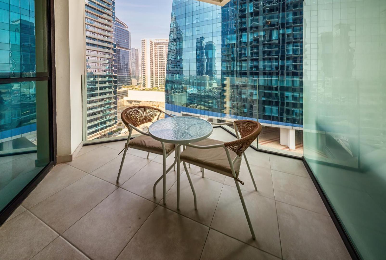 Kuva 4: Studio with Style for 3 in Missoni, Business Bay