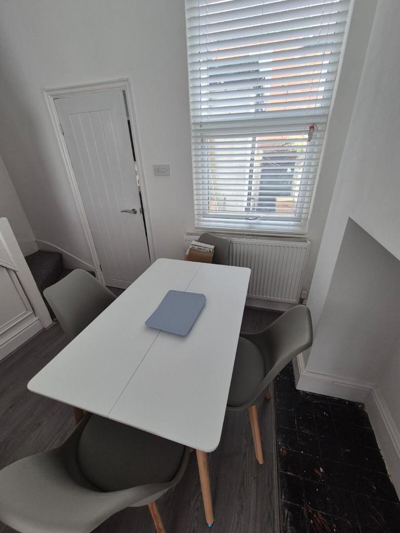 Фотография 7: Work & Explore a Home near City
