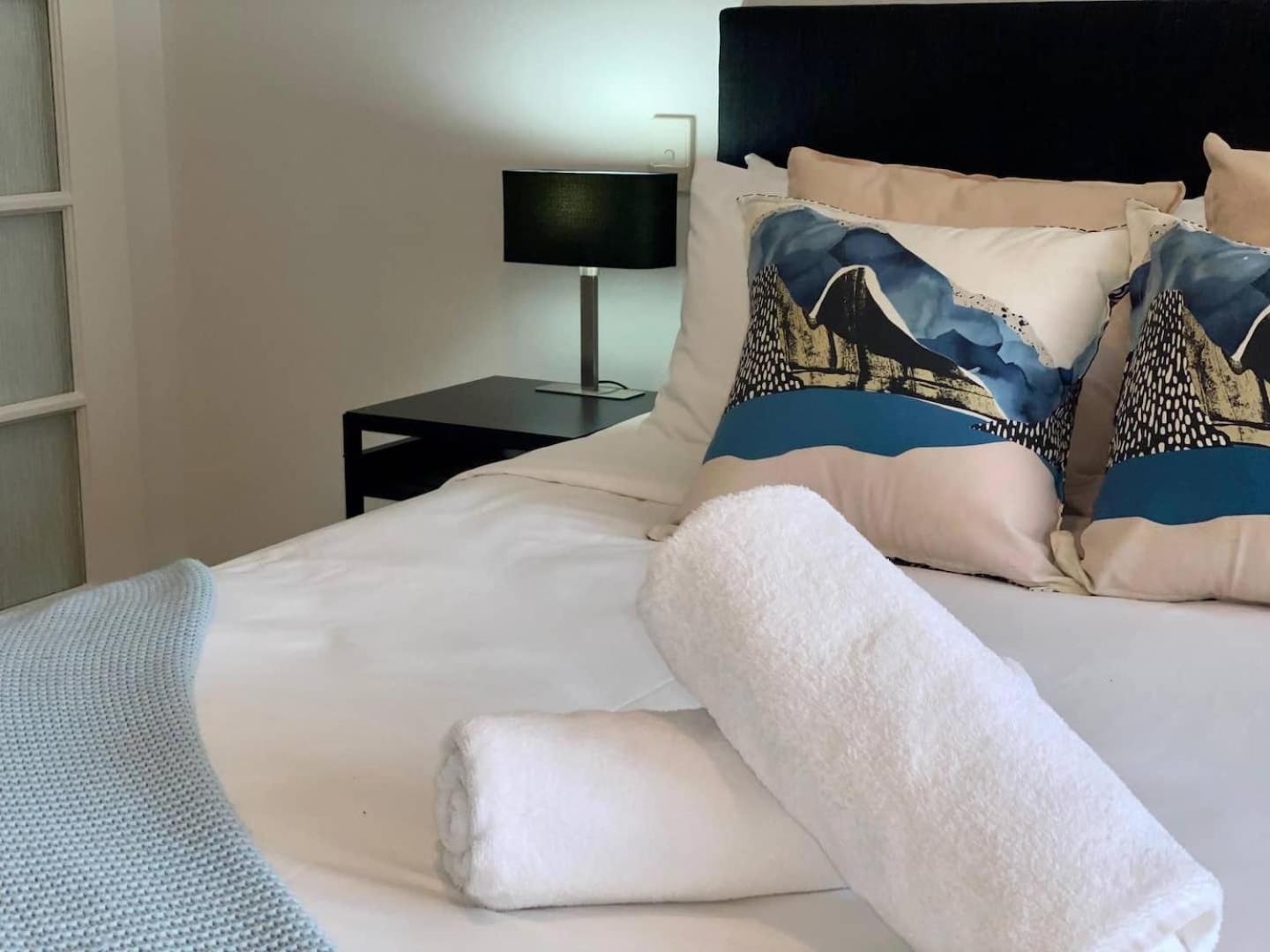 Fotografie 6: 504 - Perth CBD Huge 1BR 1BA Beauty