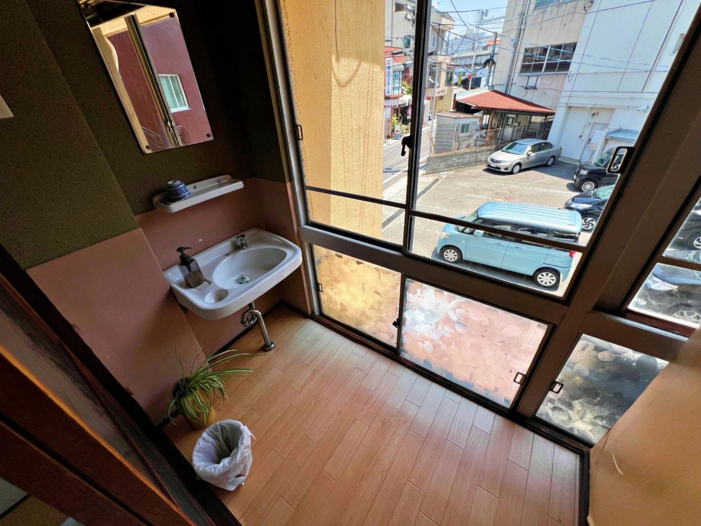 Zdjęcie 8: 寿司六旅館