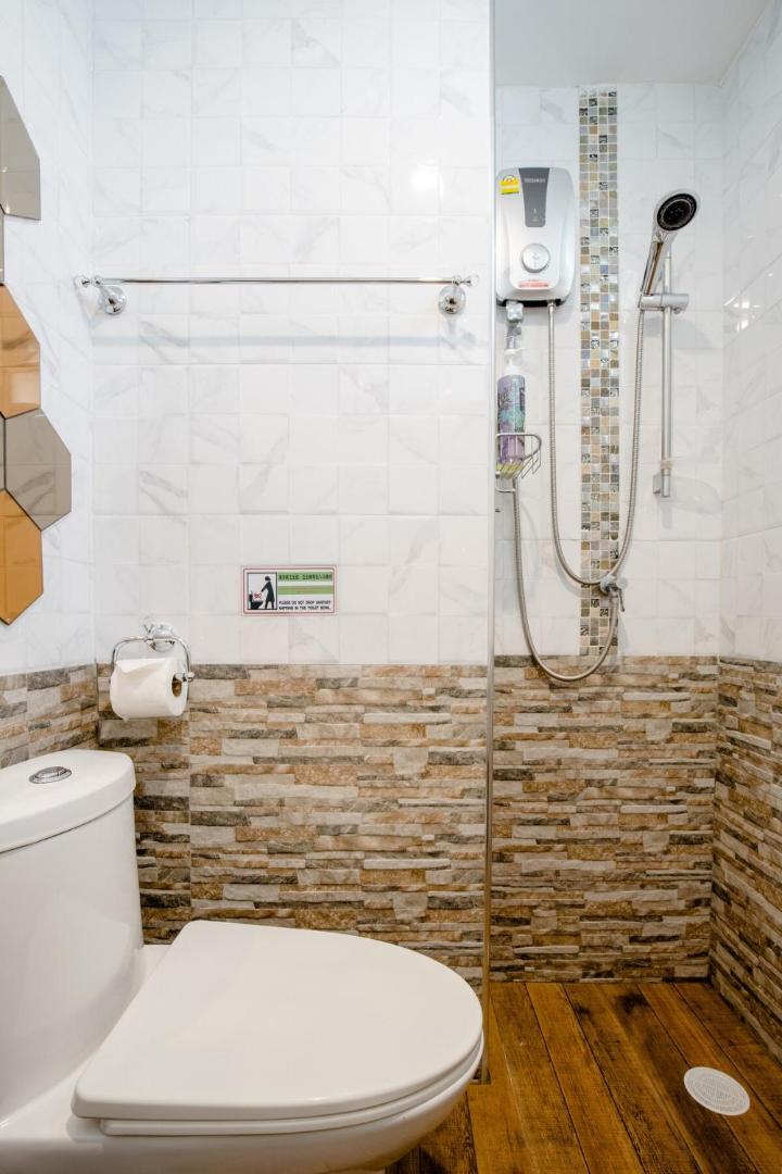 Foto 7: Double Studio with Balcony & Private Bath by Smile Loft