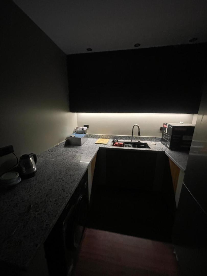 Photo 8 : Studio in sodic October plaza