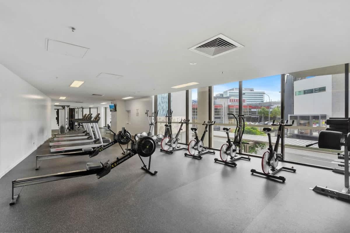 Foto 4: Capri - Executive 1BR in Fortitude Valley plus parking