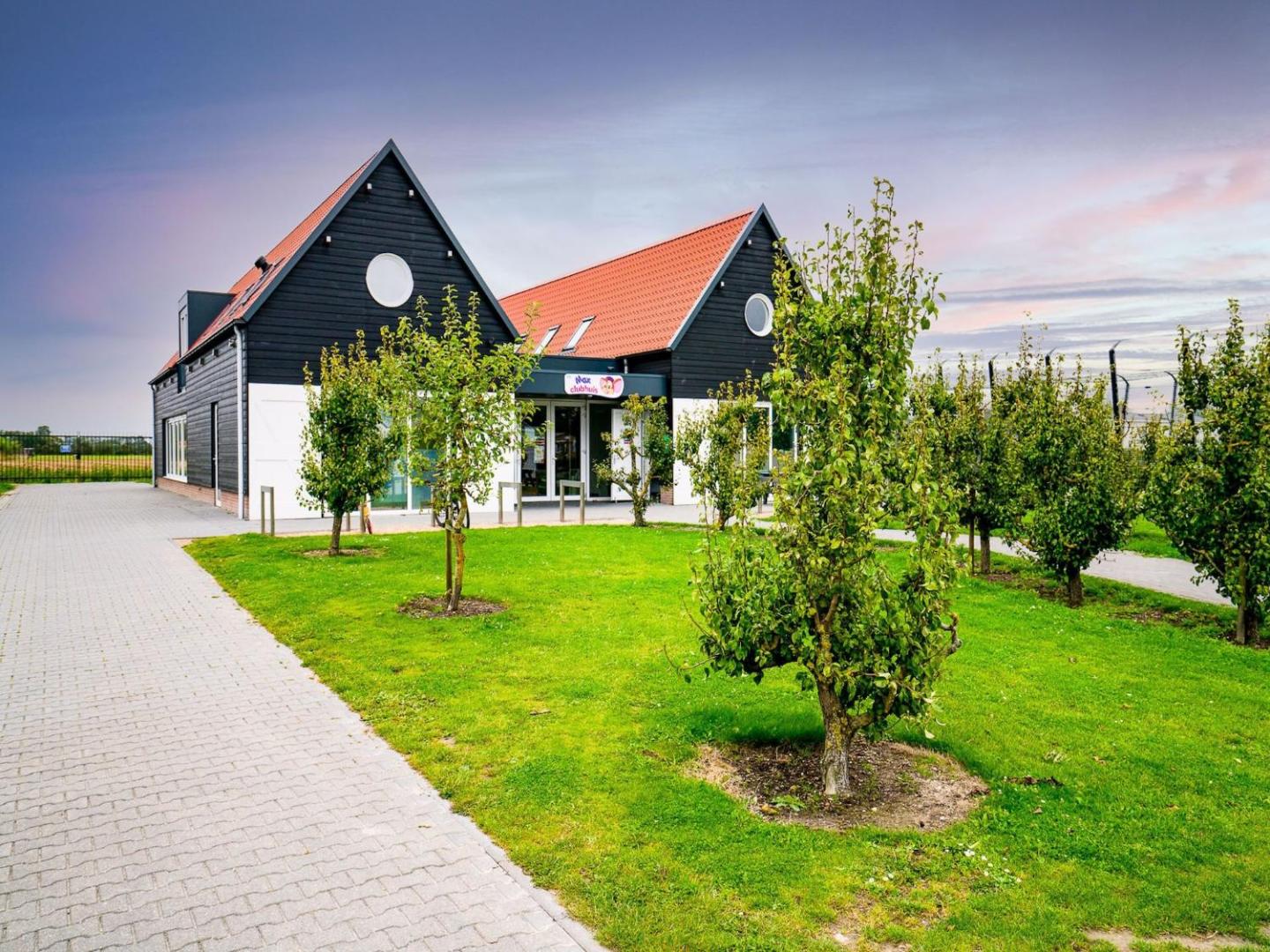Foto 7: Chalet in Oostkapelle near Beach & Pool