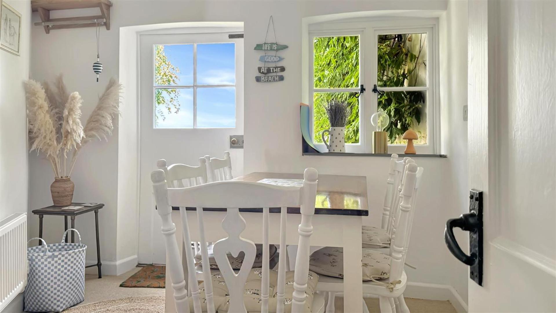 Billede 6: Devon, Sleeps 5, beaches, dog friendly, log burner