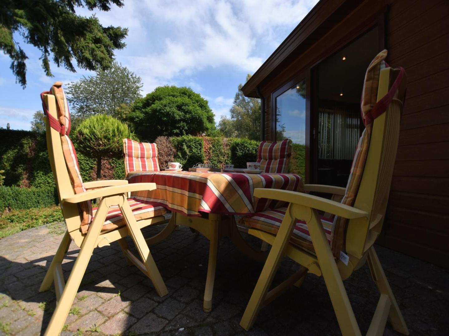 Fotografie 6: Chalet in Garderen with Fenced Garden