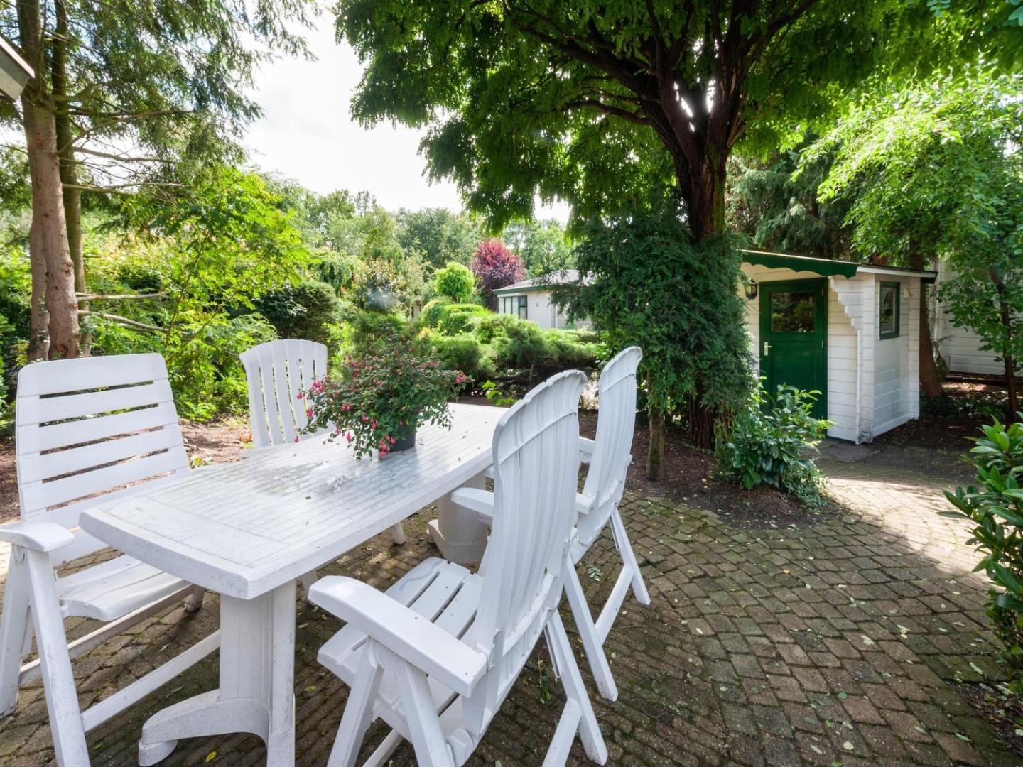 Zdjęcie 4: Chalet in Stegeren with Pool and Gardens