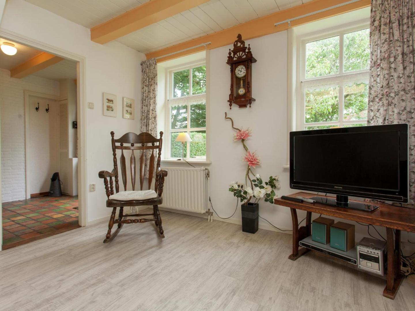 Billede 10: Cottage in Nes-Ameland near Coastline
