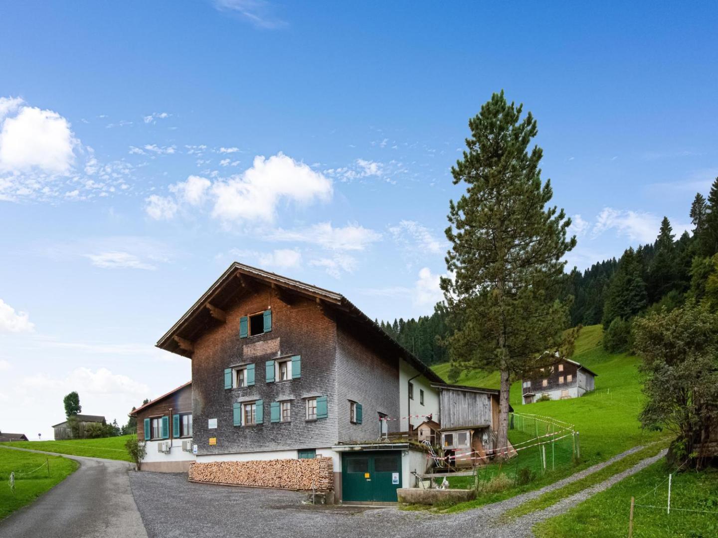 Chalet in Schwarzenberg am Skilift photo 6
