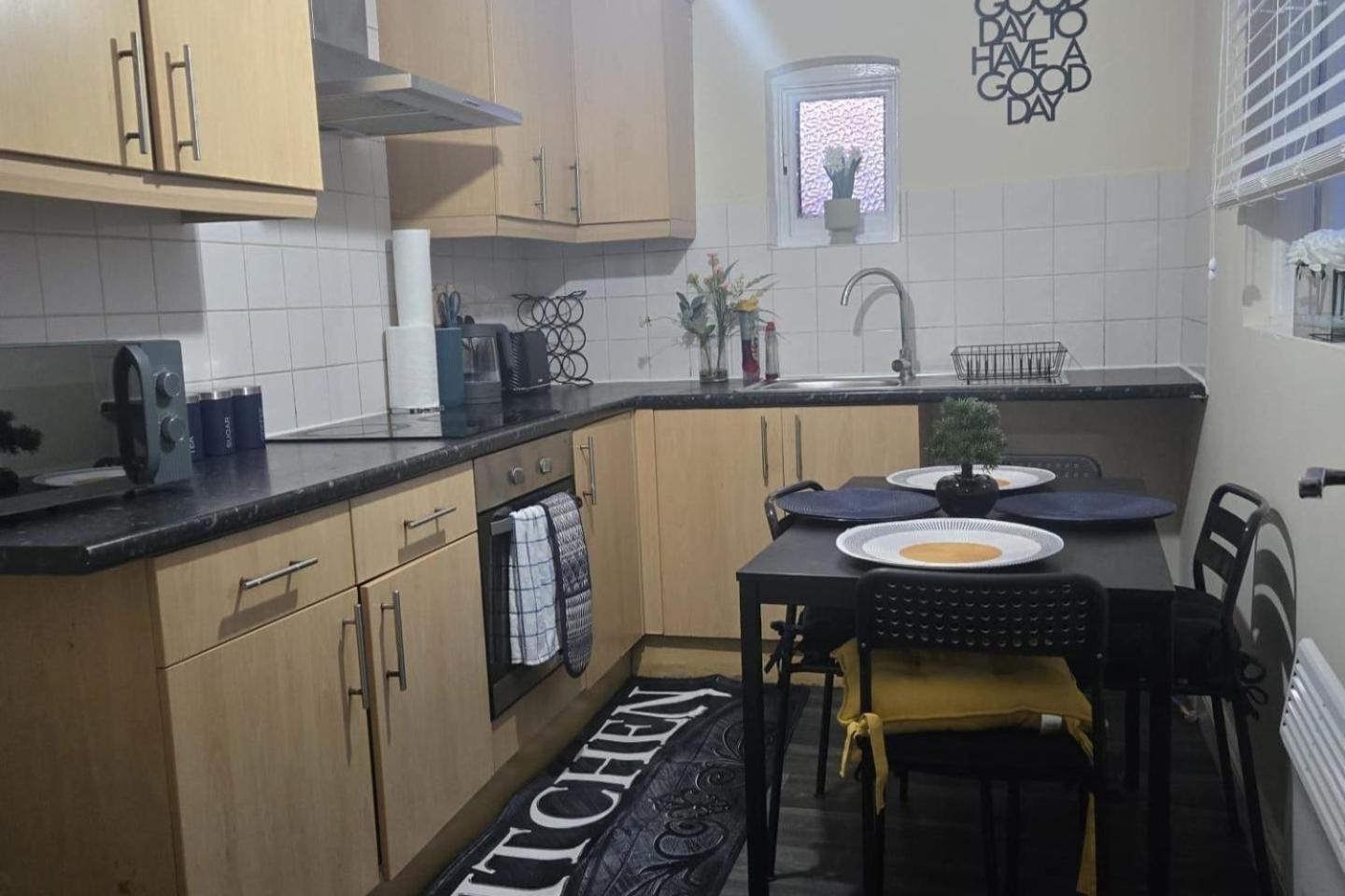 Foto 8: 2 Bed - Sleeps 6 - Private Balcony - City Centre