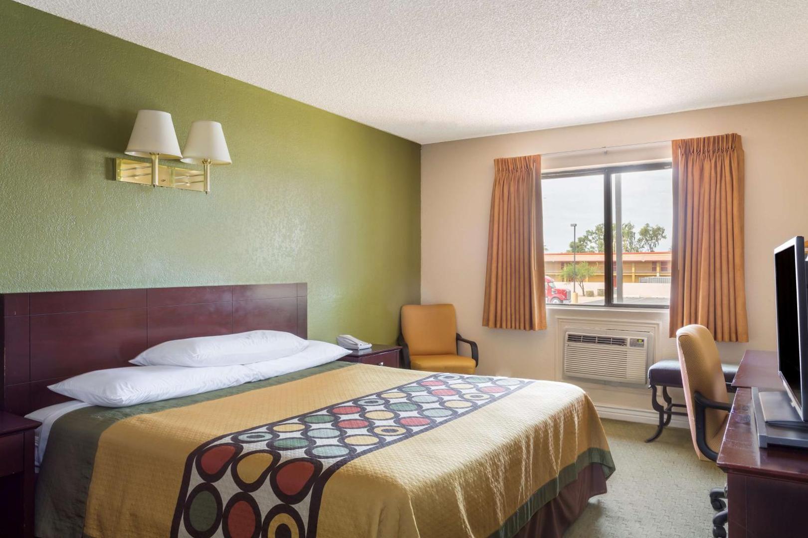 Kuva 4: Super 8 by Wyndham Goodyear/Phoenix Area