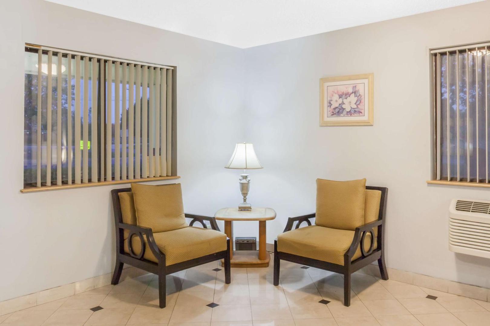 Bilde 10: Super 8 by Wyndham Charlotte/Amusement Park Area