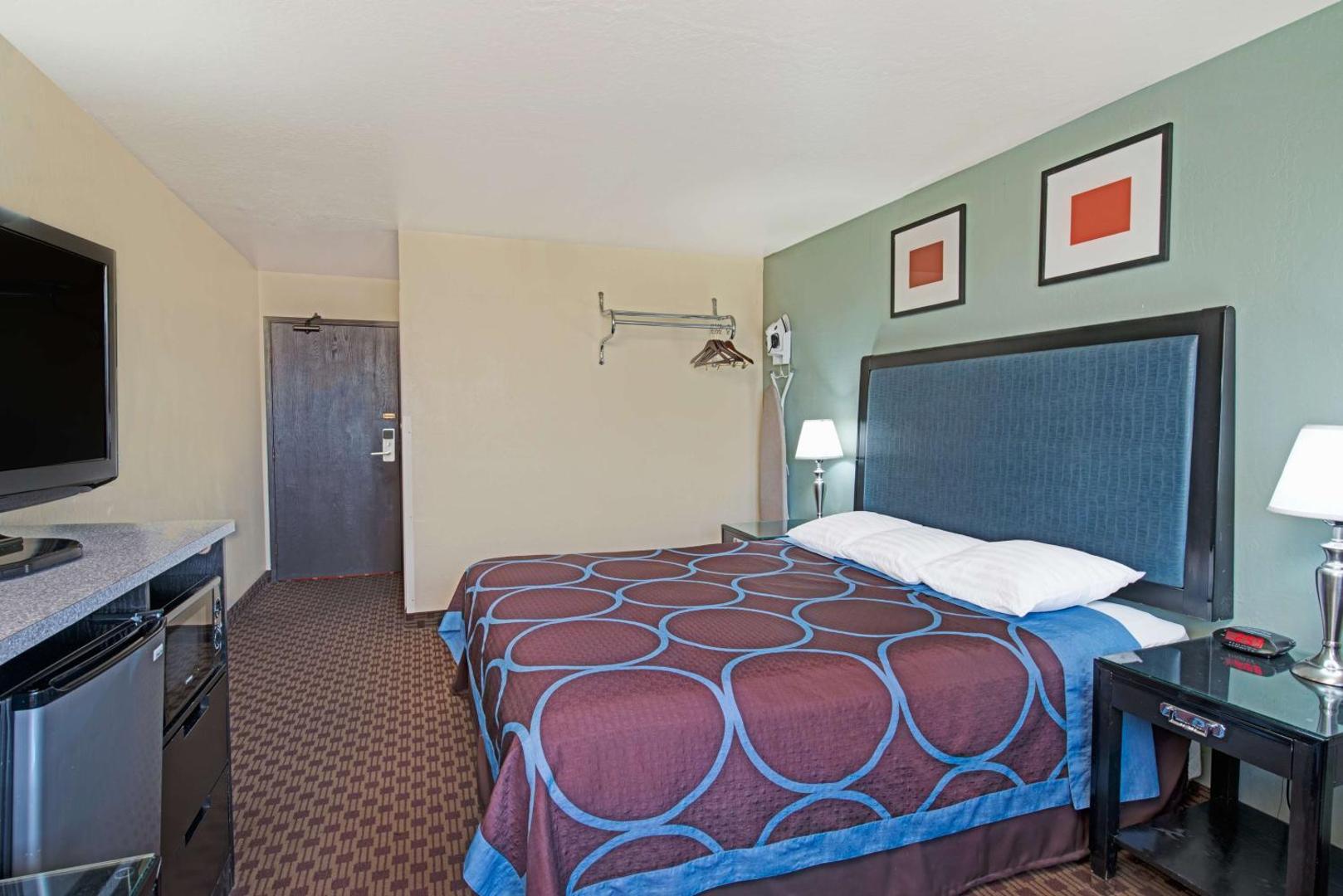 Foto 6: Super 8 by Wyndham Sacramento/Florin Rd