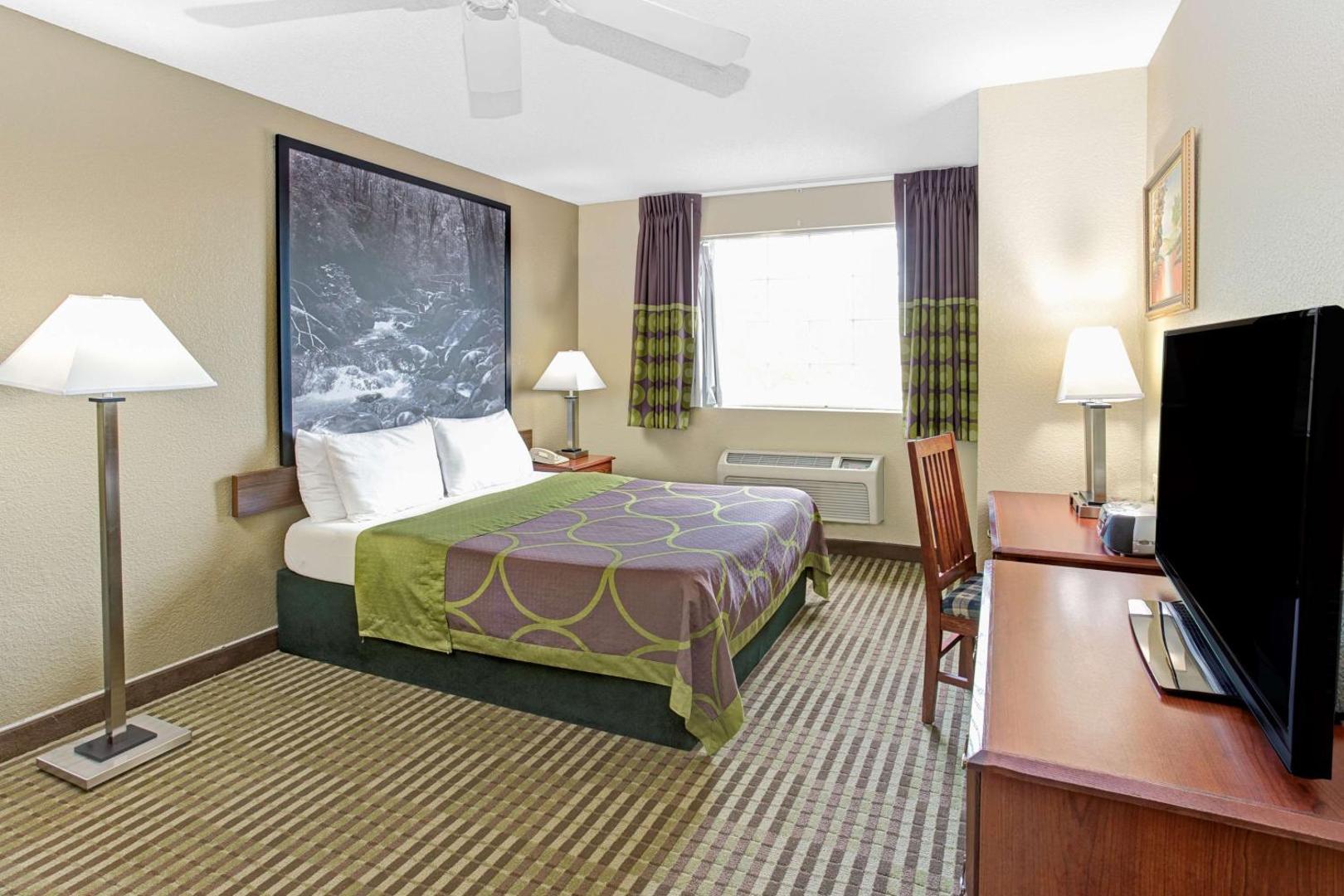 Kuva 3: Super 8 by Wyndham Gurnee