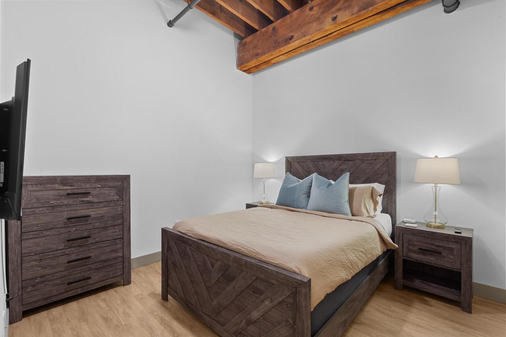 Bilde 10: Chic Loft - Perfect for Remote Work & City Exploring