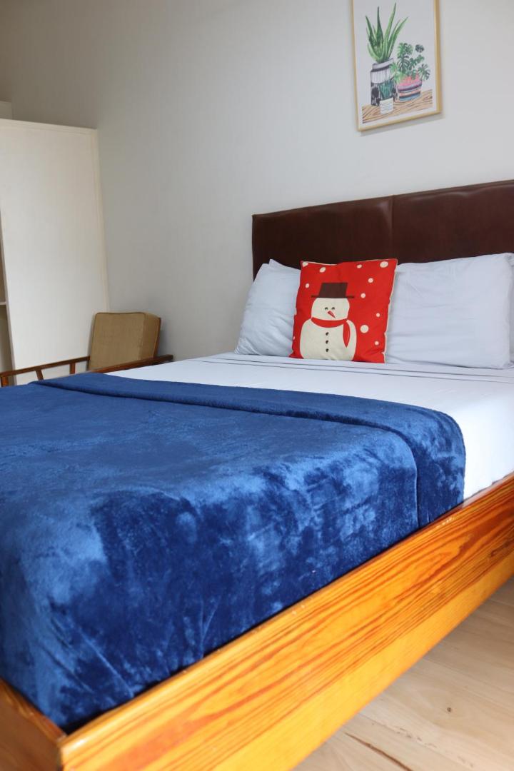 Fotografie 8: Ocean view Studios at Montego Gardens with Wifi