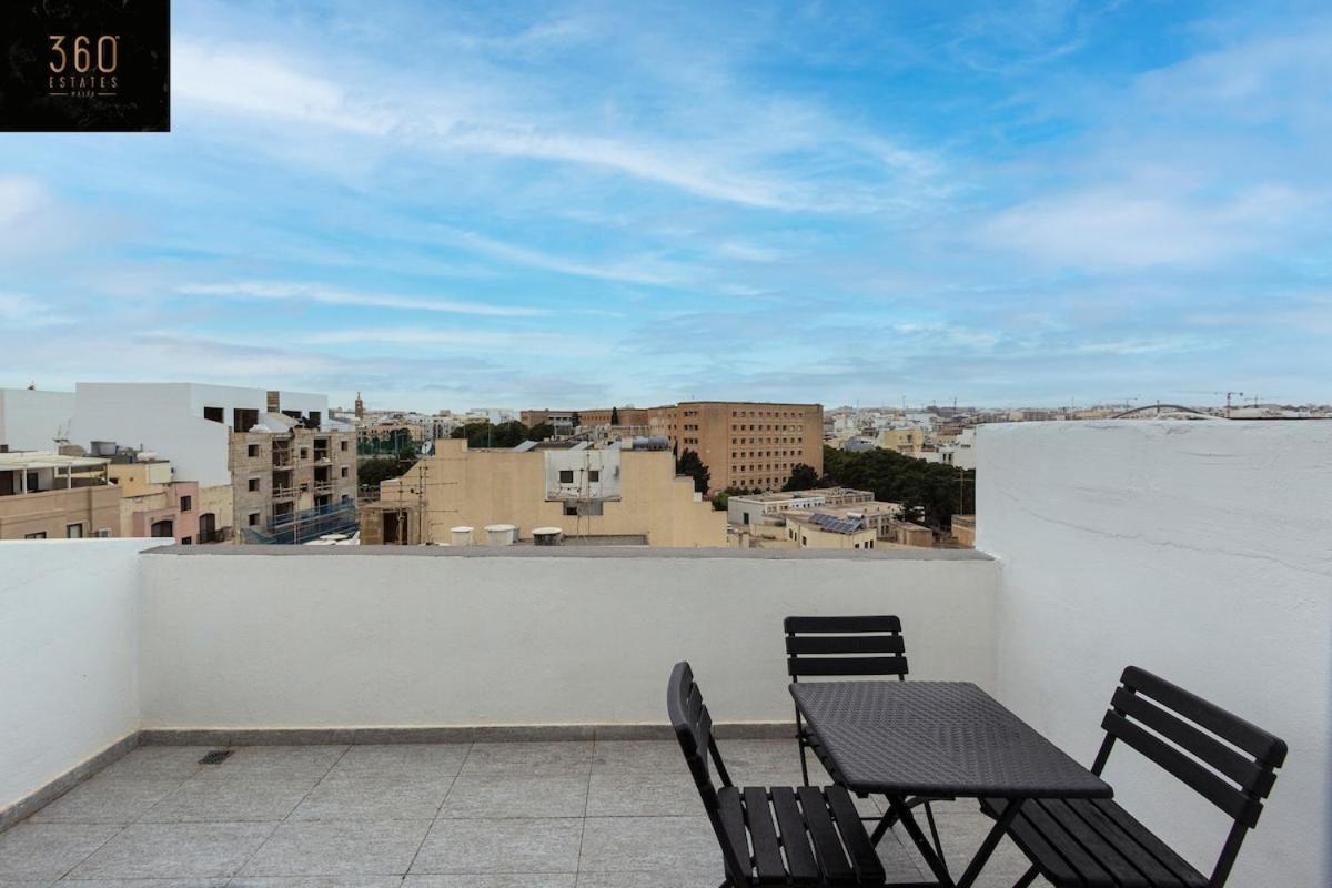 Bilde 4: Spacious, beautiful central penthouse with BBQ by 360 Estates