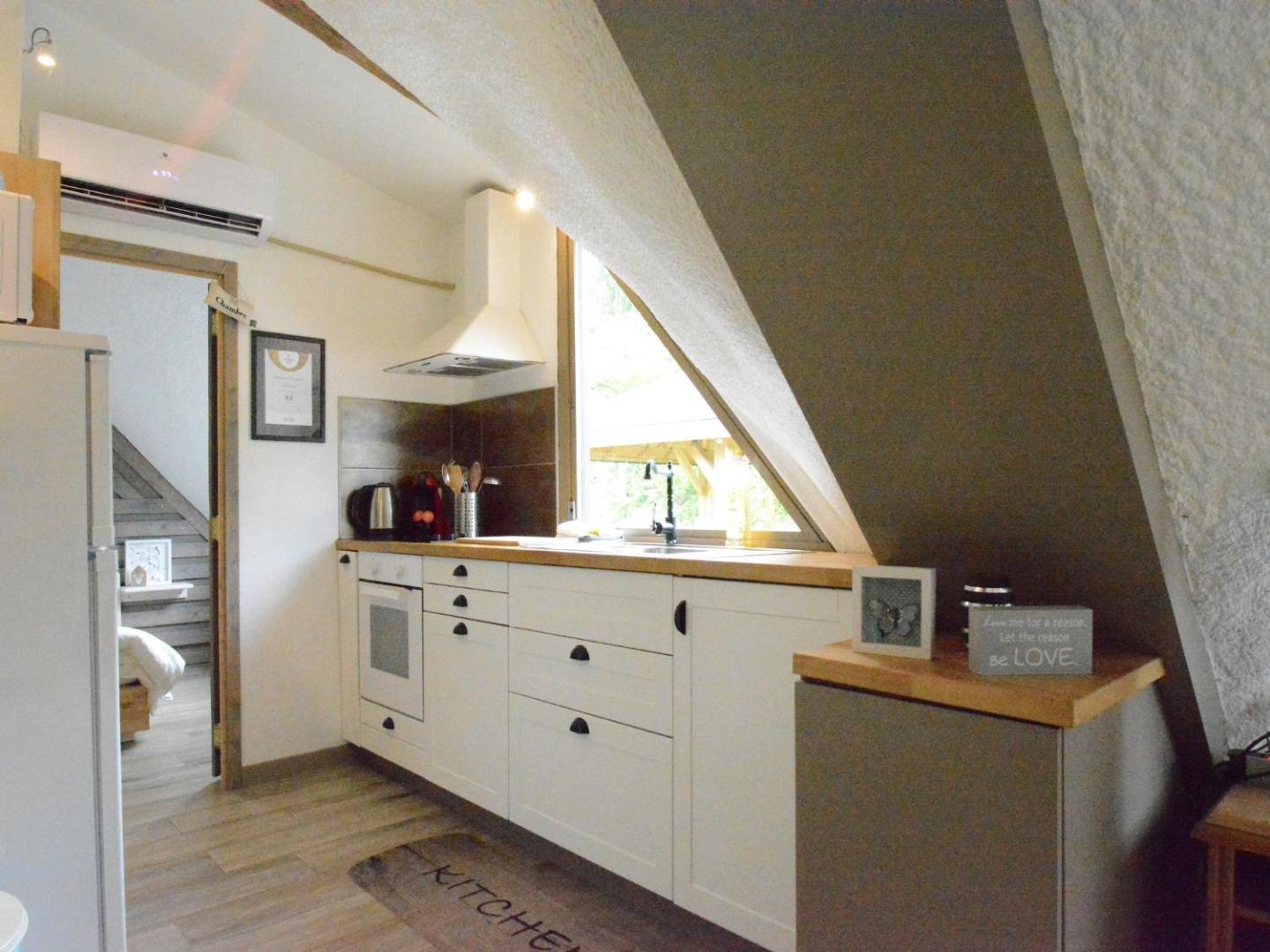 Foto 9: Chalet in Gesves with Roof Terrace, Garden, BBQ