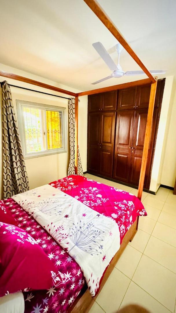 Foto 6: Spacious, modern Yaoundé villa