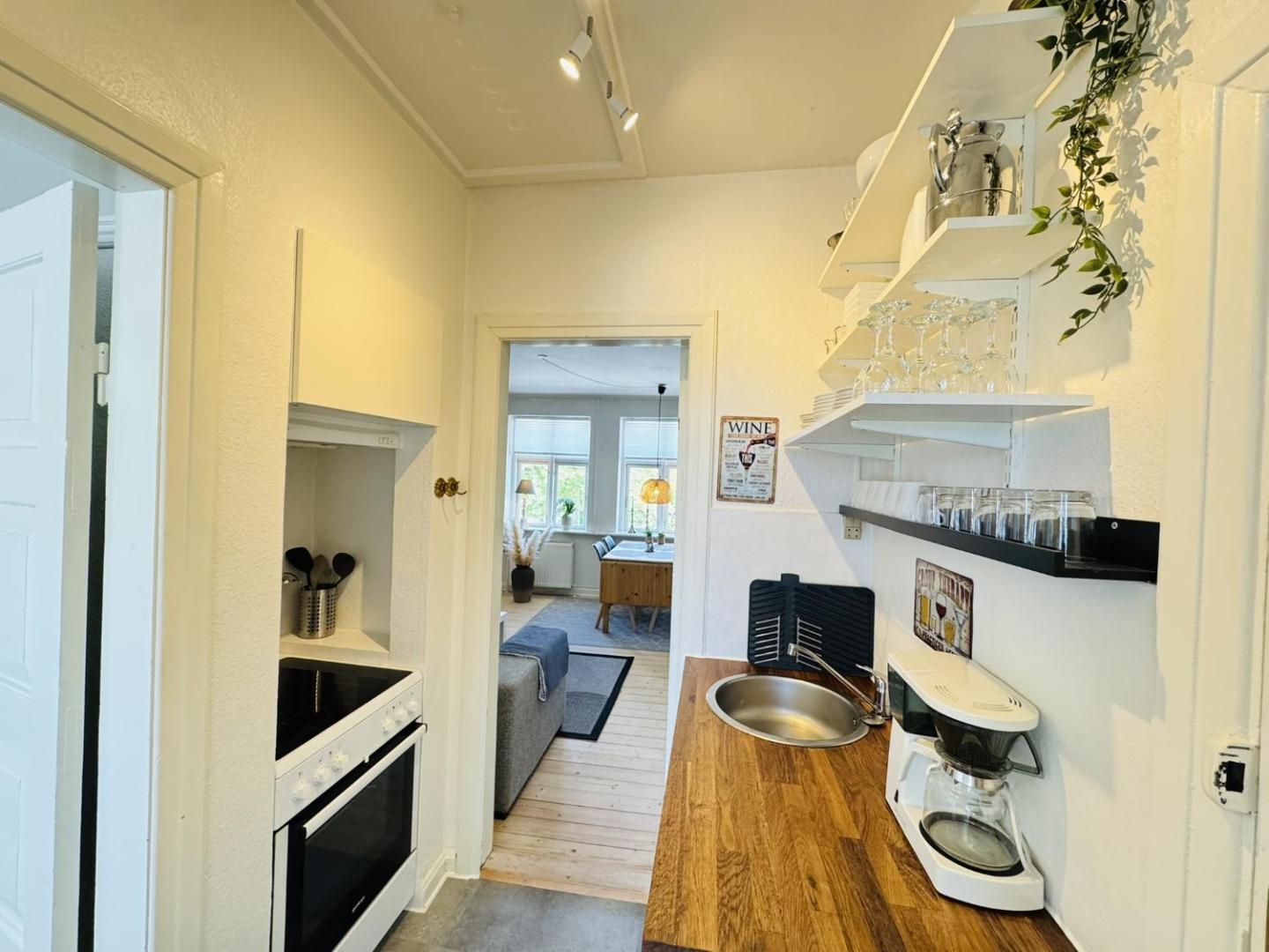Foto 8: aday - cozy 1 bedroom apartament with free parking in Norresundby
