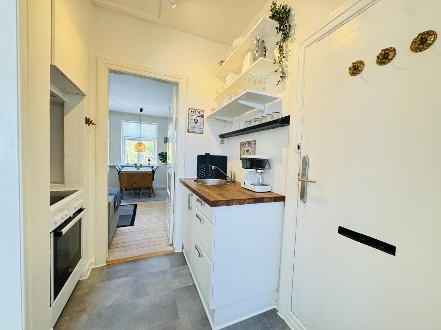 Foto 10: aday - cozy 1 bedroom apartament with free parking in Norresundby