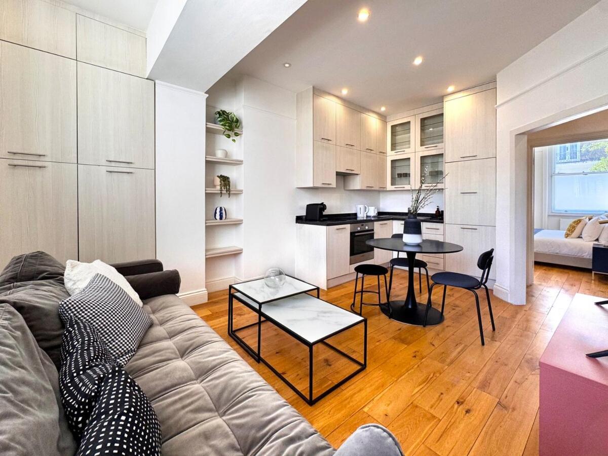 Foto 7: Flat B - Montagu St Residence