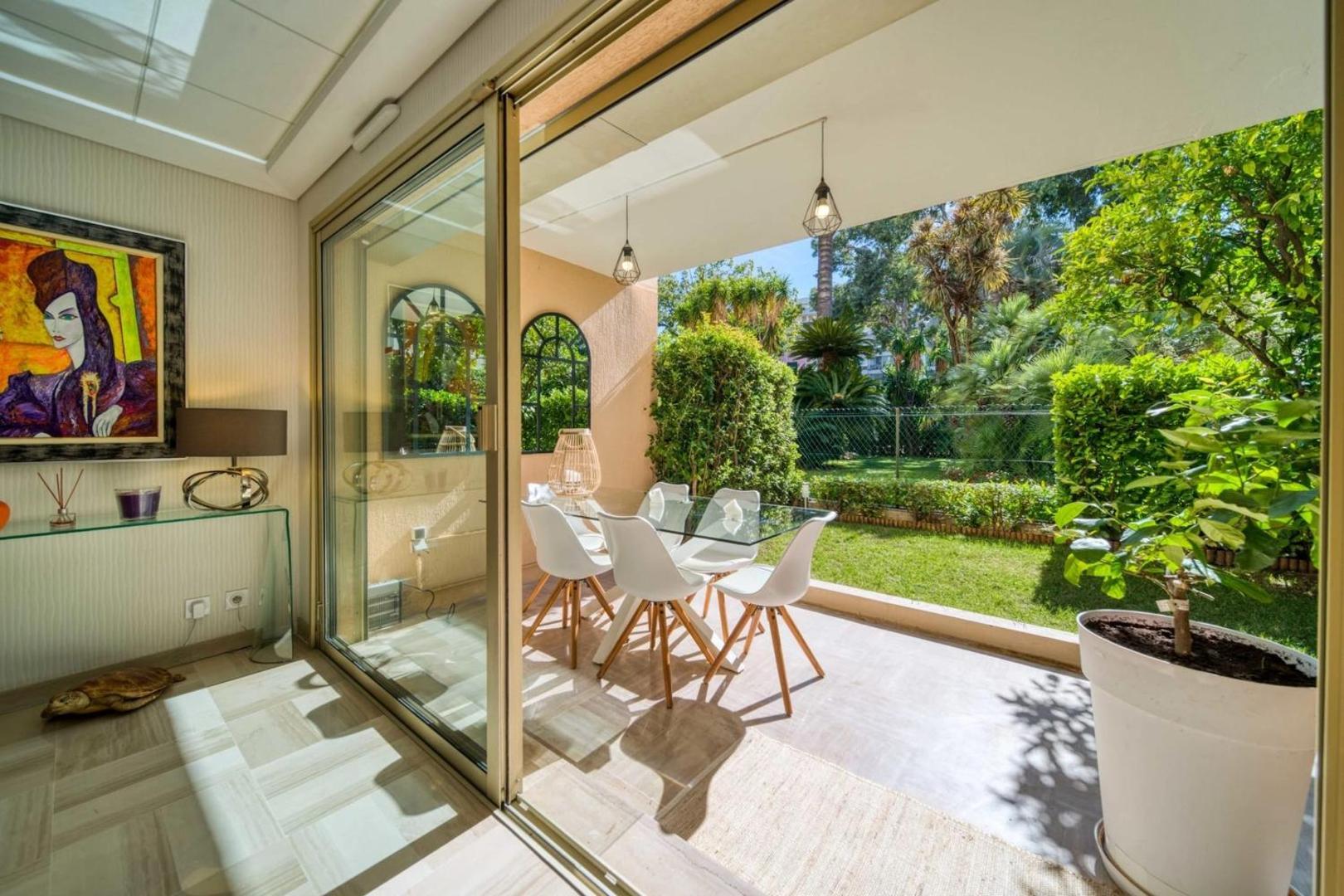 REF 1413 - Cannes Center Appartment for rent photo 2