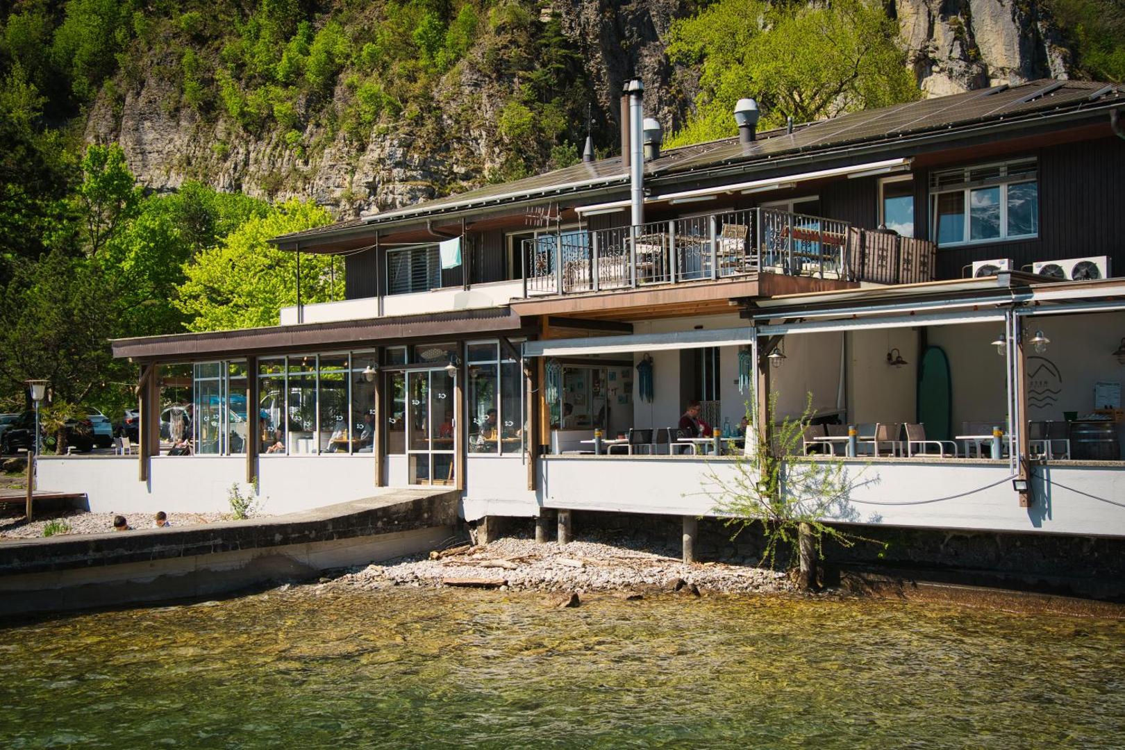 Фотография 2: Bed & Breakfast at Urnersee Winter Edition