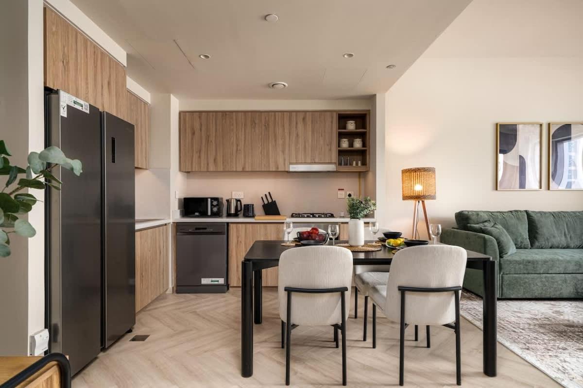 Fotografie 8: 2BR Gem with Burj Khalifa View and Dubai Mall Access