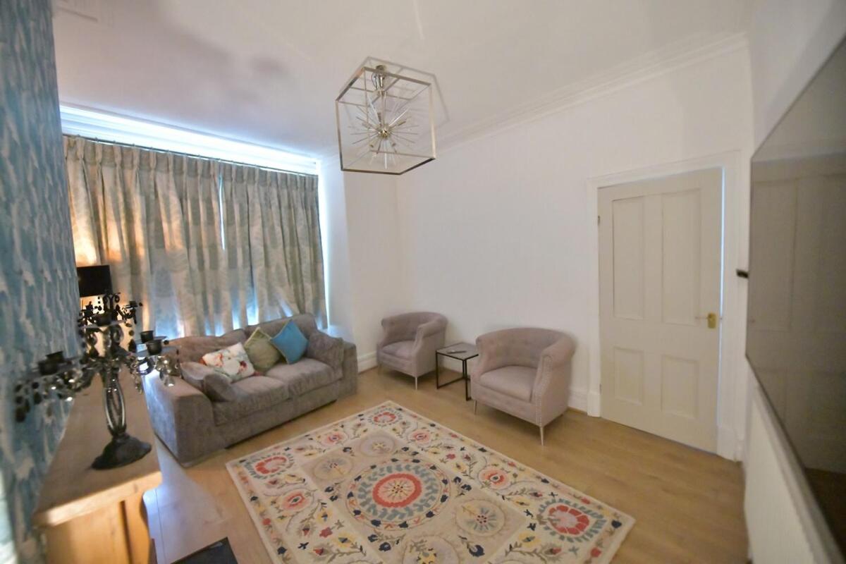 Bilde 2: Charming & Cosy Home Stockport