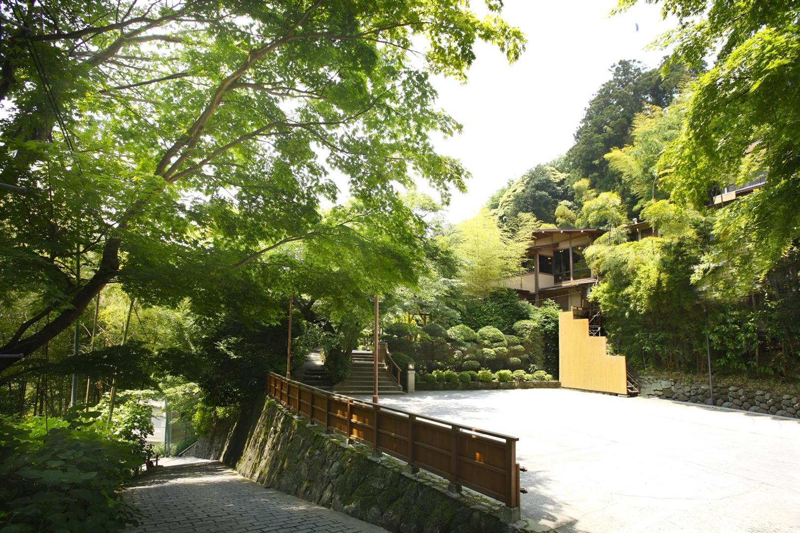 Kuva 2: 山の茶屋