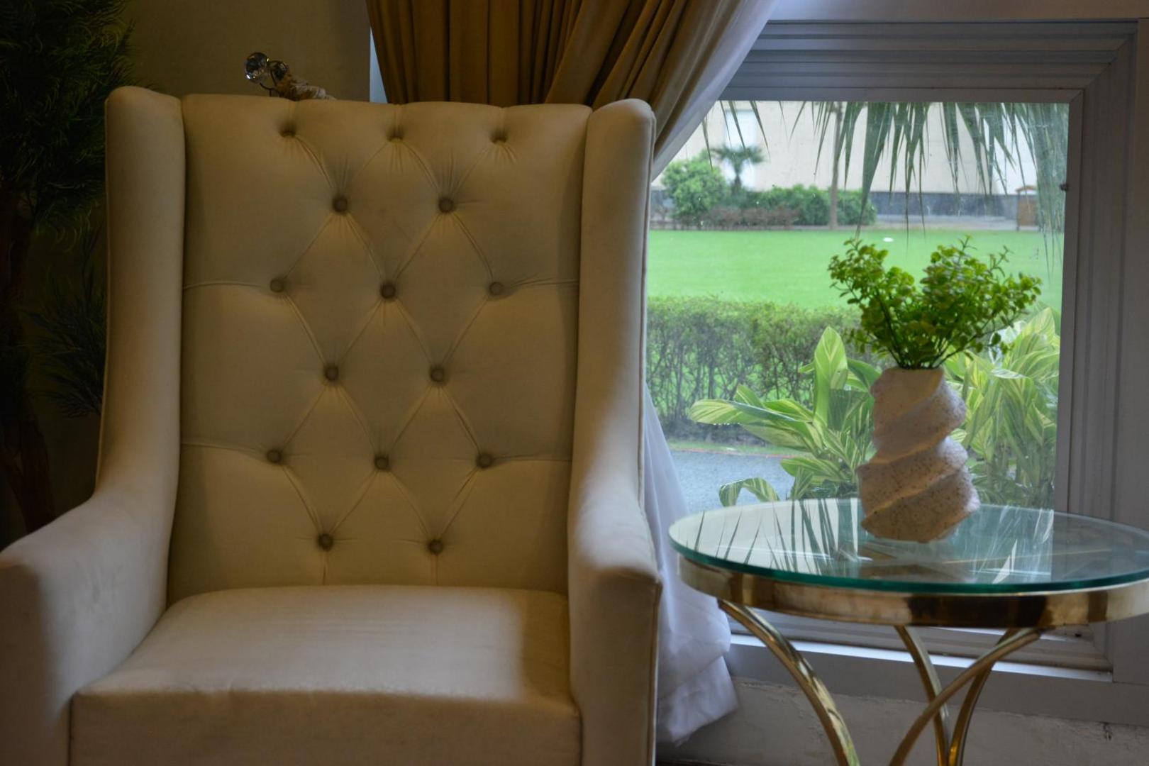 Foto 5: EXECUTIVE STUDIO SUITE - Penta Square