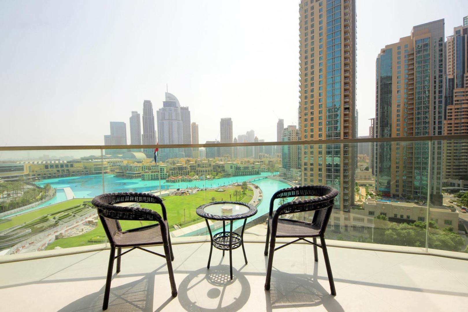 Foto 6: 3BR + Maids Elegance with Burj & Fountain Views