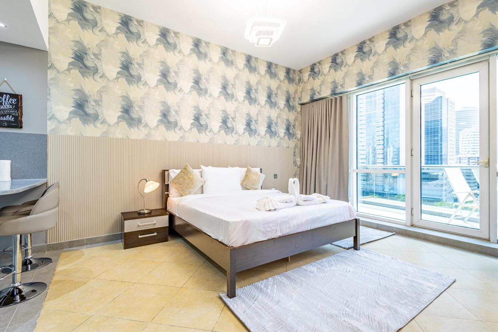 Kuva 2: Superhost - Cozy City Studio , Metro Access , Near Dubai Marina