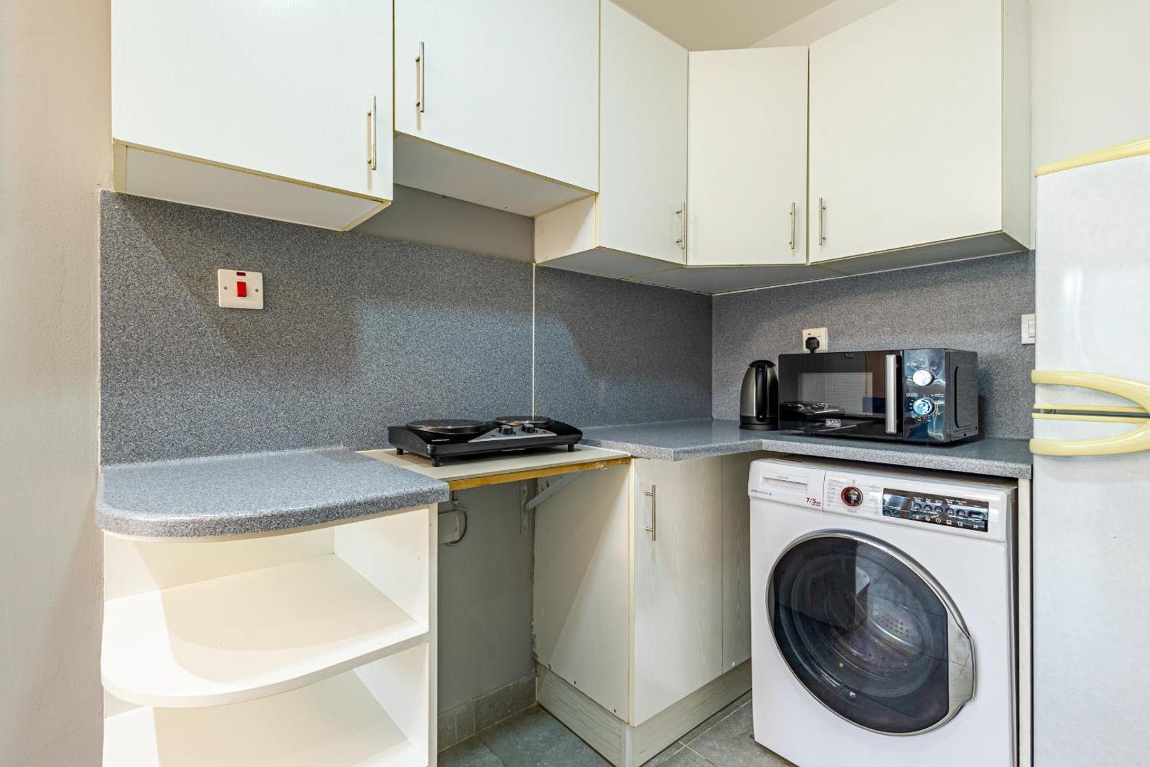 Kuva 9: Superhost - Cozy City Studio , Metro Access , Near Dubai Marina