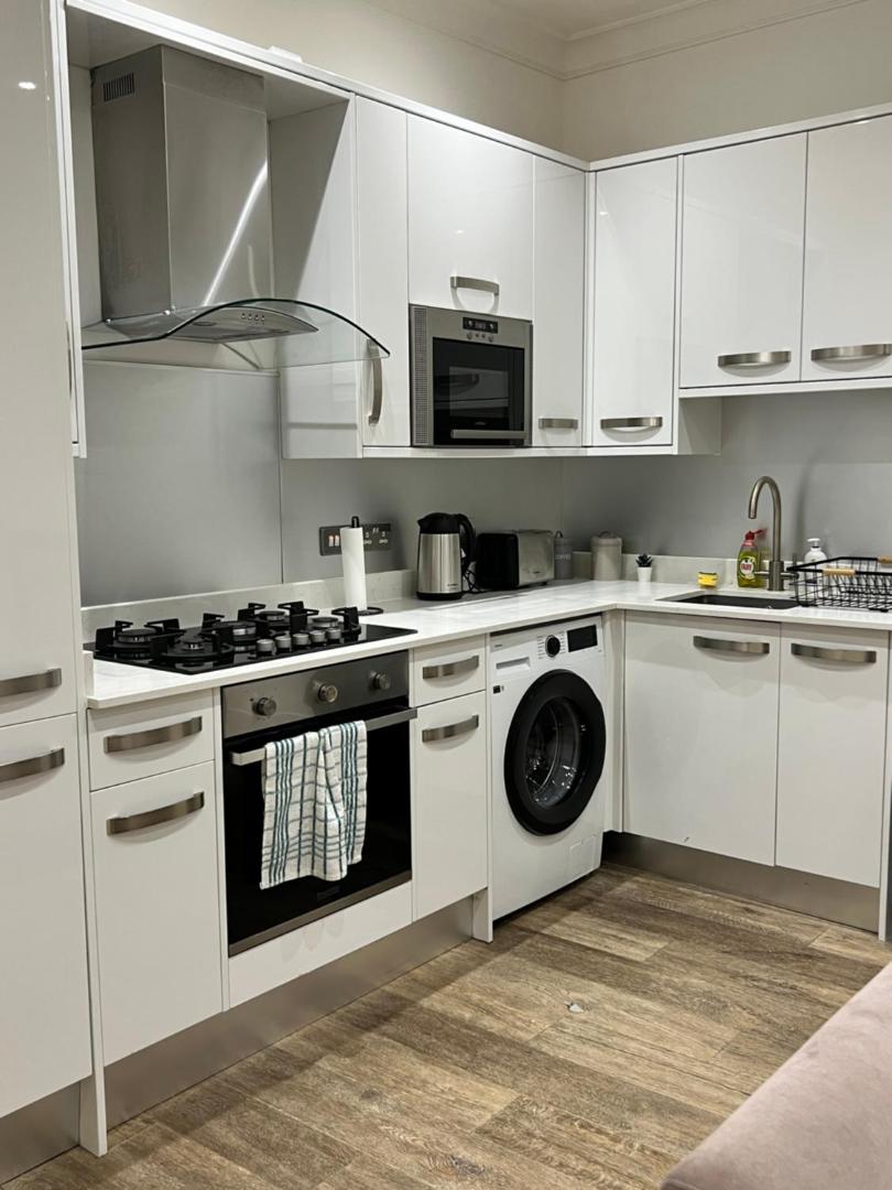 2 bed flat, sleeps 8, driveway, 5 Mins to Brixtonの写真6